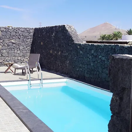 Senella Villa *